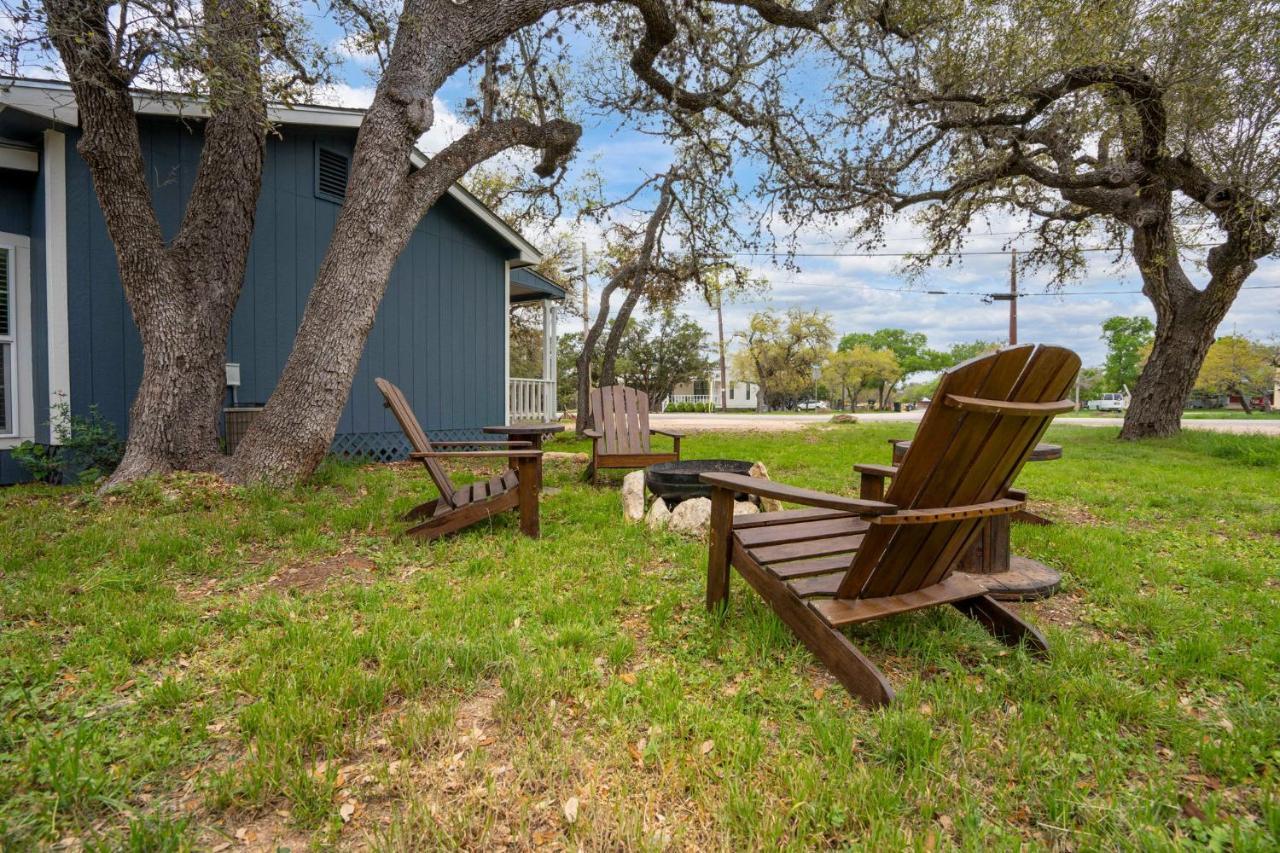 New! The Yellow Door- Downtown Wimberley W/ River Access Exterior photo